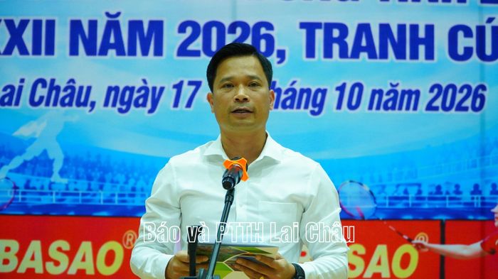 Đồng chí Trần Văn Công – Phó Giám đốc Sở Văn hóa, Thể thao và Du lịch, Trưởng Ban Tổ chức giải phát biểu khai mạc.