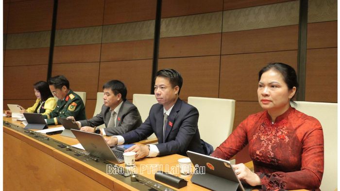 Đoàn ĐBQH tỉnh Lai Châu tại phiên khai mạc kỳ họp thứ 2, Quốc hội khoá XVI.