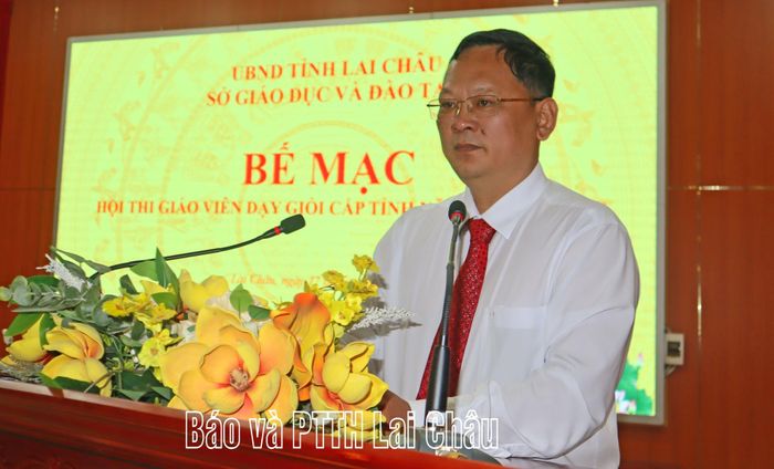 Đồng chí Vũ Tiến Hoá - Phó Giám đốc Sở Giáo dục và Đào tạo, Phó Trưởng Ban Tổ chức hội thi phát biểu bế mạc.
