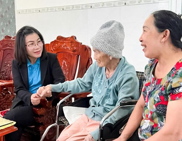 Chị Thảo luôn tâm huyết quan tâm, chăm lo đời sống hội viên phụ nữ