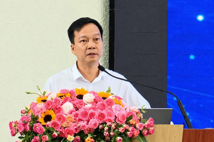 PGS. TS Nguyễn Anh Dũng, Phó Vụ trưởng Vụ Giáo dục Đại học, Bộ Giáo dục và Đào tạo phát biểu khai mạc chương trình