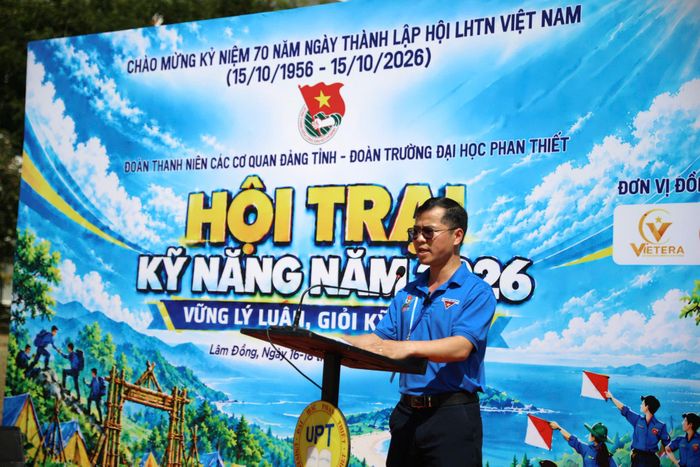 Anh Trương Mai Mạnh, Phó Bí thư Đoàn thanh niên Các cơ quan Đảng tỉnh Lâm Đồng thông qua quyết định thành lập Ban Tổ chức hội trại