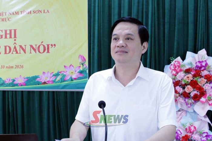 Đồng chí Nguyễn Mạnh Hùng, Ủy viên Ban Thường vụ Tỉnh ủy, Phó Chủ tịch Thường trực Ủy ban MTTQ Việt Nam tỉnh phát biểu tại hội nghị.
