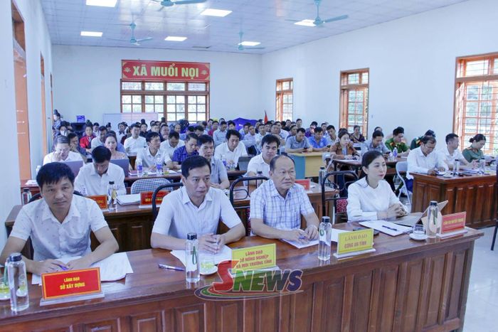 Các đại biểu dự hội nghị.