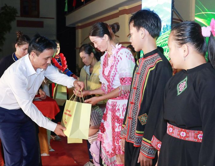 Khai mạc Ngày hội “Sảng Mộc sắc màu vùng cao” lần thứ nhất năm 2026.