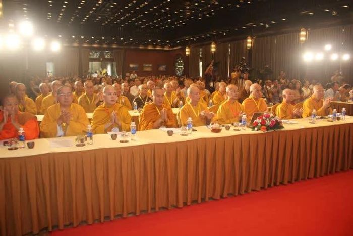 Chư tôn đức tham dự