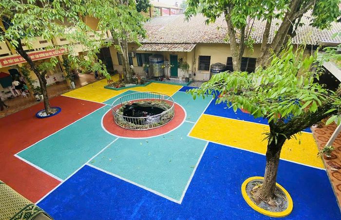 Lớp sơn bảo vệ bề mặt trước các tác động thường gặp như nấm mốc, bụi bẩn.