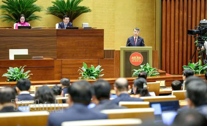 Thủ tướng Chính phủ Lê Minh Hưng trình bày tại Quốc hội. Ảnh: Đức Thanh