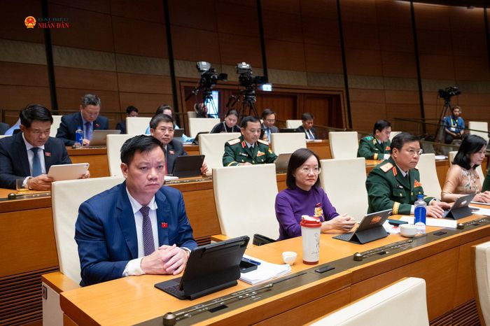 Các đại biểu tham dự phiên khai mạc. Ảnh: Phạm Thắng