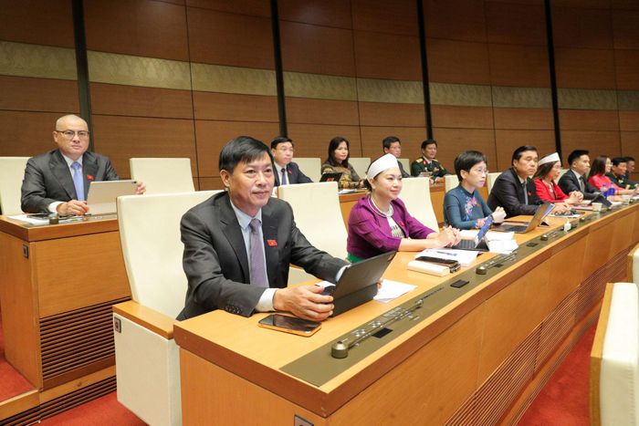 Các đại biểu tham dự phiên khai mạc. Ảnh: Hồ Long