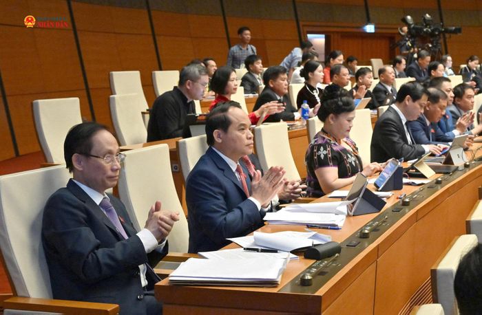Các đại biểu tham dự phiên khai mạc. Ảnh: Quang Khánh