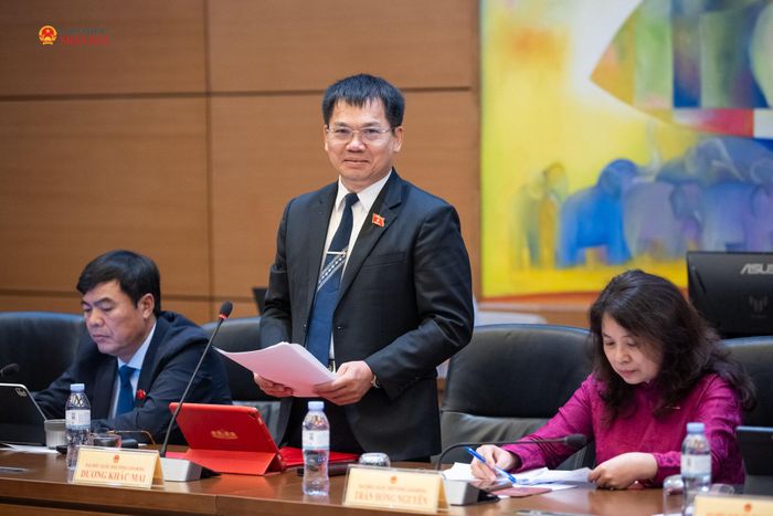 ĐBQH Dương Khắc Mai (Lâm Đồng) phát biểu thảo luận