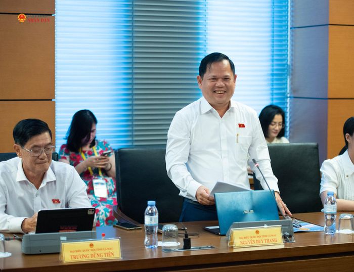 Đại biểu Nguyễn Duy Thanh (Cà Mau) phát biểu. Ảnh: Xuân Quý
