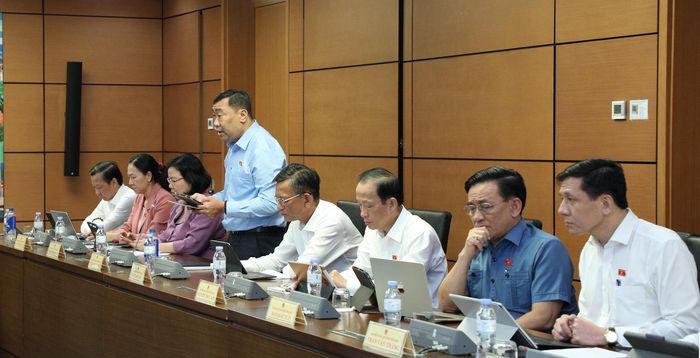 ĐBQH Thạch Phước Bình (Vĩnh Long) phát biểu tại phiên thảo luận tổ