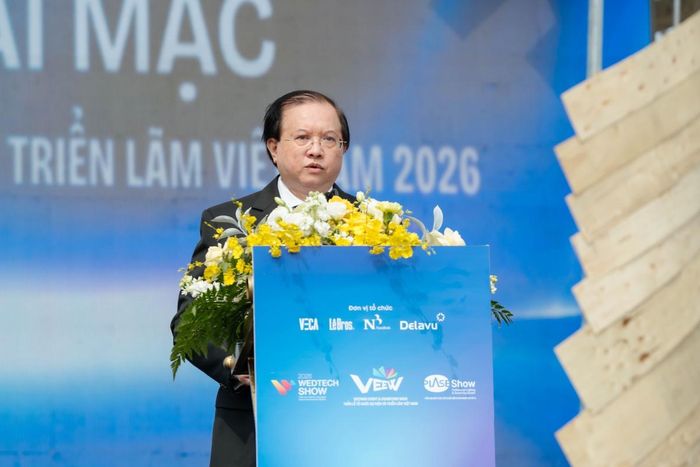 Thứ trưởng Bộ Văn hóa, Thể thao và Du lịch Tạ Quang Đông phát biểu tại lễ khai mạc sự kiện.