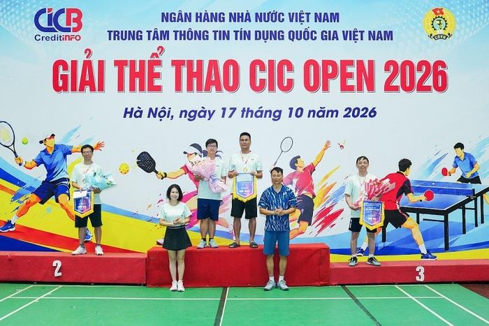 Trao Giải đôi nam môn cầu lông