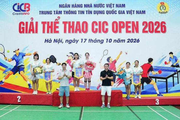 Giải đôi nữ môn cầu lông