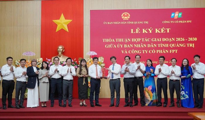 Tỉnh Quảng Trị hợp tác với Công ty cổ phần FPT để đẩy nhanh việc thực hiện Nghị quyết số 57-NQ/TW trên địa bàn về đột phá phát triển khoa học, công nghệ, đổi mới sáng tạo và chuyển đổi số.