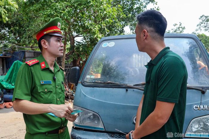 Phương tiện không sử dụng nhiều năm khiến việc xác minh gặp không ít khó khăn.