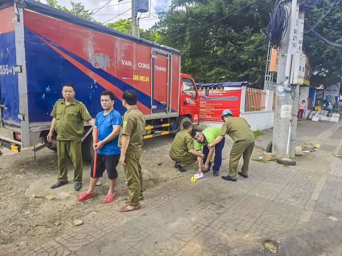 Cơ quan Cảnh sát điều tra thực nghiệm lại hiện trường vụ việc.