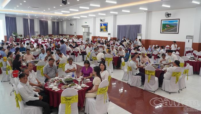 Quang cảnh buổi họp mặt.