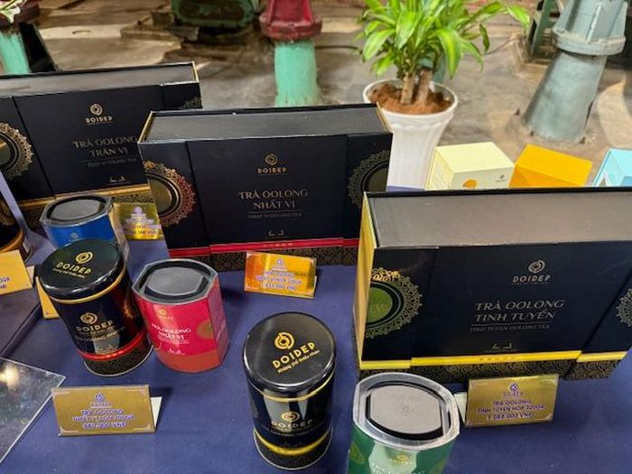 Sức ép xanh hóa ngành bao bì đang đi sâu hơn vào cách doanh nghiệp lựa chọn nguyên liệu, tổ chức sản xuất và quản trị chuỗi cung ứng. Ảnh: PHÚC KHANG