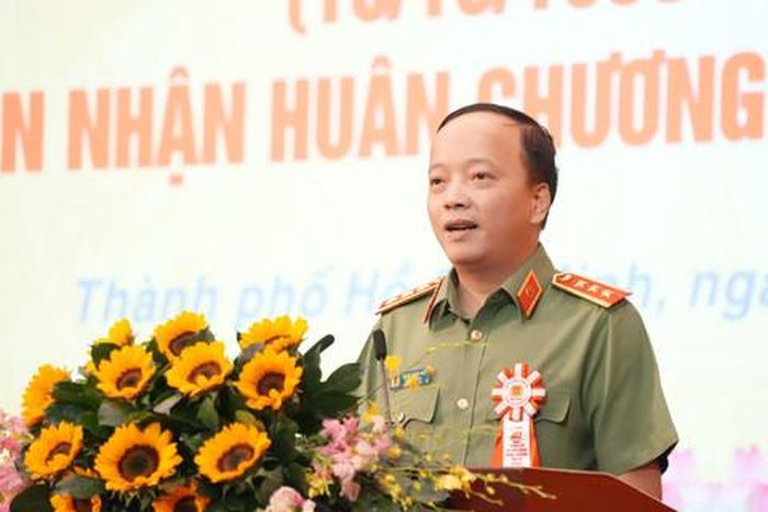 Thứ trưởng Đặng Hồng Đức phát biểu tại buổi lễ