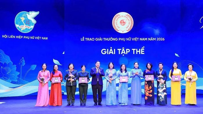 Vinh danh các tập thể nhận Giải thưởng Phụ nữ Việt Nam năm 2026. Ảnh: Tuấn Anh