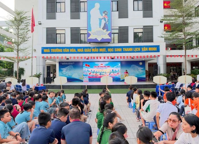 Quang cảnh lễ khai mạc. Ảnh: PV