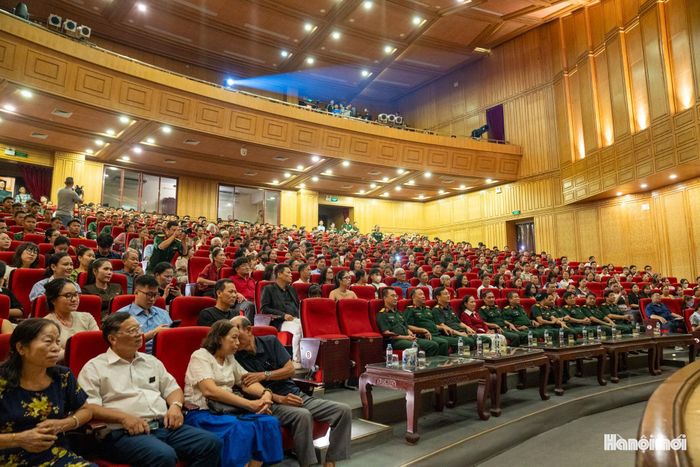 Từ góc nhìn đó, những tác phẩm sân khấu có giá trị tư tưởng và nghệ thuật như “Người con gái Hà Nội” góp phần đưa các giá trị lịch sử, nhân văn đến với công chúng, đồng thời khẳng định vai trò của đội ngũ văn nghệ sĩ trong sáng tạo và lan tỏa văn hóa.
