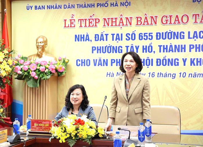 Phó Chủ tịch UBND TP Hà Nội Vũ Thu Hà phát biểu. Ảnh: Trần Minh