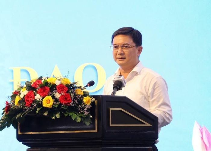 Phó Chủ tịch UBND TPHCM Nguyễn Mạnh Cường phát biểu chỉ đạo tại hội nghị. Ảnh: P.C