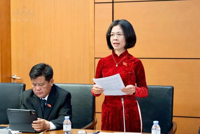 Đại biểu Hoàng Ngân Hoàn, Đoàn ĐBQH tỉnh Sơn La. Ảnh: Media Quốc hội