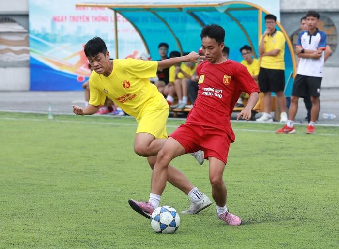 Bảng I: THPT Phúc Thọ 0-1 THPT Lý Thường Kiệt Việt Hưng