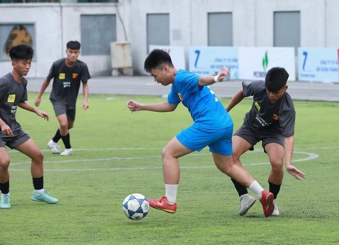 Bảng G: THPT Đồng Quan 2-0 THPT Lê Quý Đôn Đống Đa