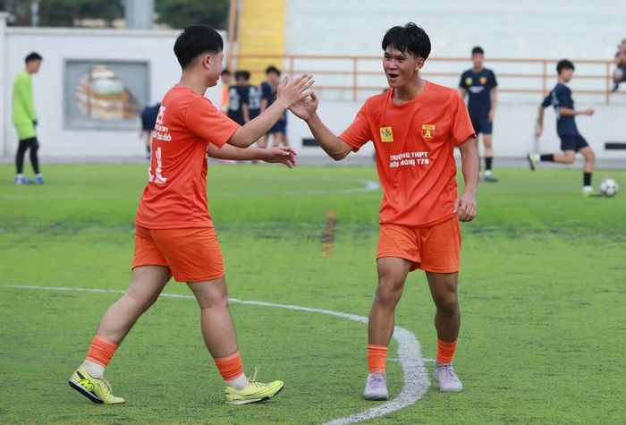 Bảng Y: THPT Nguyễn Văn Huyên 0-12 THPT Hữu Nghị T78