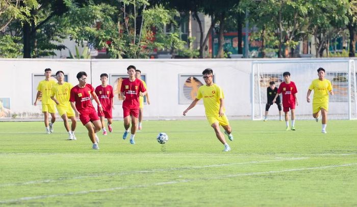 Bảng T: THPT Thực Nghiệm 6-0 THPT Tạ Quang Bửu