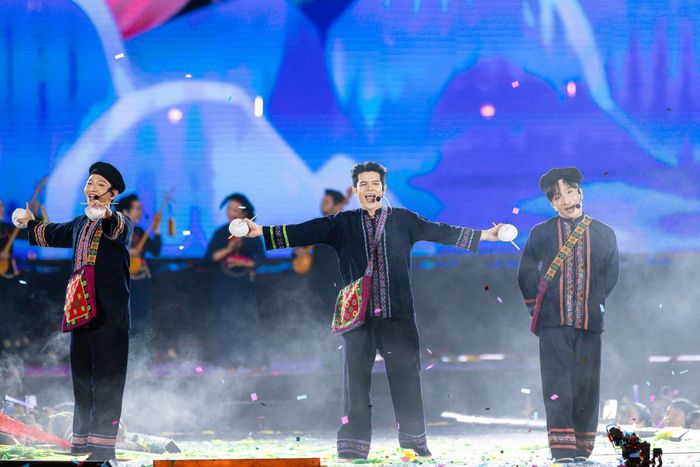 Việc hạn chế hát nhép khiến sự chênh lệch về khả năng ca hát giữa các nghệ sĩ bộc lộ rõ hơn.
