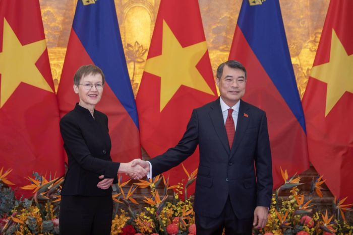 Thời gian qua, hai bên đã tích cực thúc đẩy đàm phán Hiệp định Thương mại tự do (FTA) giữa Việt Nam và Hiệp hội Mậu dịch tự do châu Âu (EFTA-gồm 4 nước Thụy Sĩ, Na Uy, Iceland và Liechtenstein) và quá trình đàm phán đã kết thúc ngày 2/7/2026. Đây sẽ là một khuôn khổ quan trọng để tiếp tục mở rộng quan hệ kinh tế giữa Việt Nam với Liechtenstein và các nước EFTA, tạo thêm điều kiện thuận lợi cho thương mại, đầu tư và kết nối doanh nghiệp.