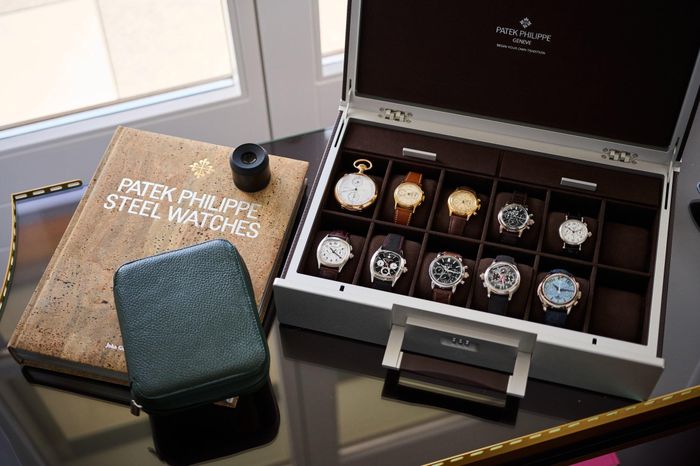 Giá đồng hồ Patek Philippe tăng hơn 12% trong năm 2025, vượt Rolex, khi thị trường đồng hồ xa xỉ phục hồi và thu hút sự chú ý của giới đầu tư giàu có. Ảnh minh họa: Hodinkee.