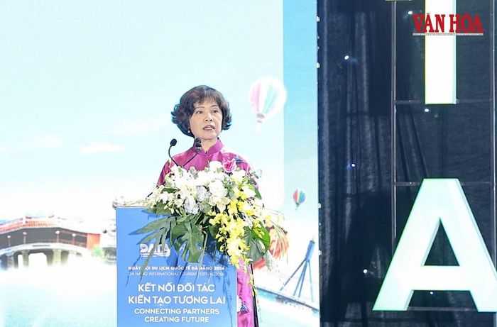 Bà Cao Thị Ngọc Lan, Phó Chủ tịch Thường trực Hiệp hội Du lịch Việt Nam phát biểu tại sự kiện