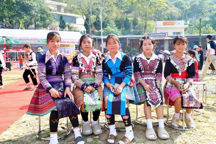 Sự kiện thu hút đông đảo người dân đến tham dự