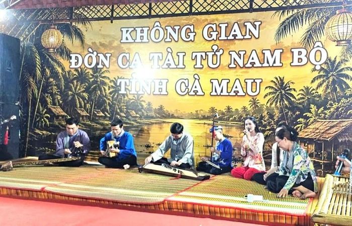 Cà Mau là một trong những địa phương có phong trào đờn ca tài tử khá mạnh