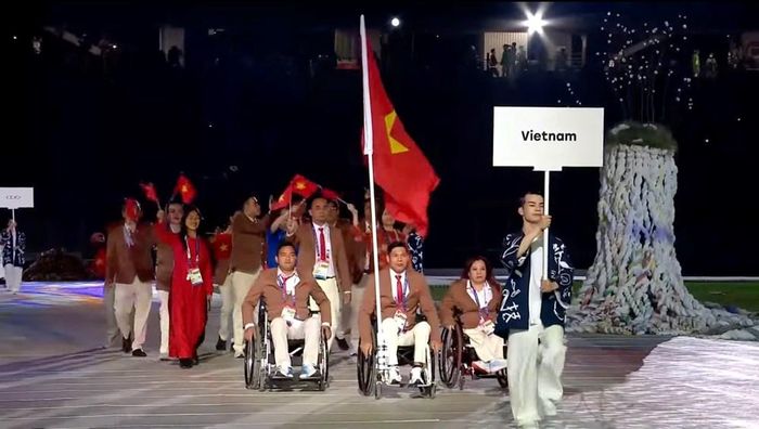 Đoàn Thể thao người khuyết tật Việt Nam tại Lễ khai mạc