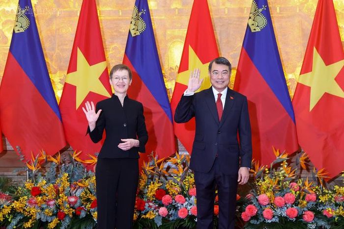 Thủ tướng Lê Minh Hưng và Thủ tướng Brigitte Haas - Ảnh: chinhphu.vn/Nhật Bắc