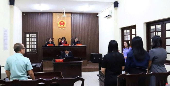  Xét xử vụ án dân sự do VKSND Khu vực 4 - TPHCM khởi kiện một doanh nghiệp chậm đóng hơn 28 tỷ đồng tiền bảo hiểm cho người lao động. Ảnh: VKSND KV4 - TPHCM 