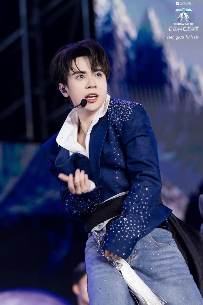  Mộng duyên đánh dấu màn trở lại của Quang Hùng MasterD, Song Luân, Jsol và Sơn.K. Ca khúc từng ghi dấu ở vòng thi kết hợp nhạc cụ truyền thống và quốc tế. Phần trình diễn tiếp nối hướng khai thác chất liệu văn hóa Việt, bên cạnh các bài mang màu pop, hip hop và nhạc điện tử trong đêm concert. 
