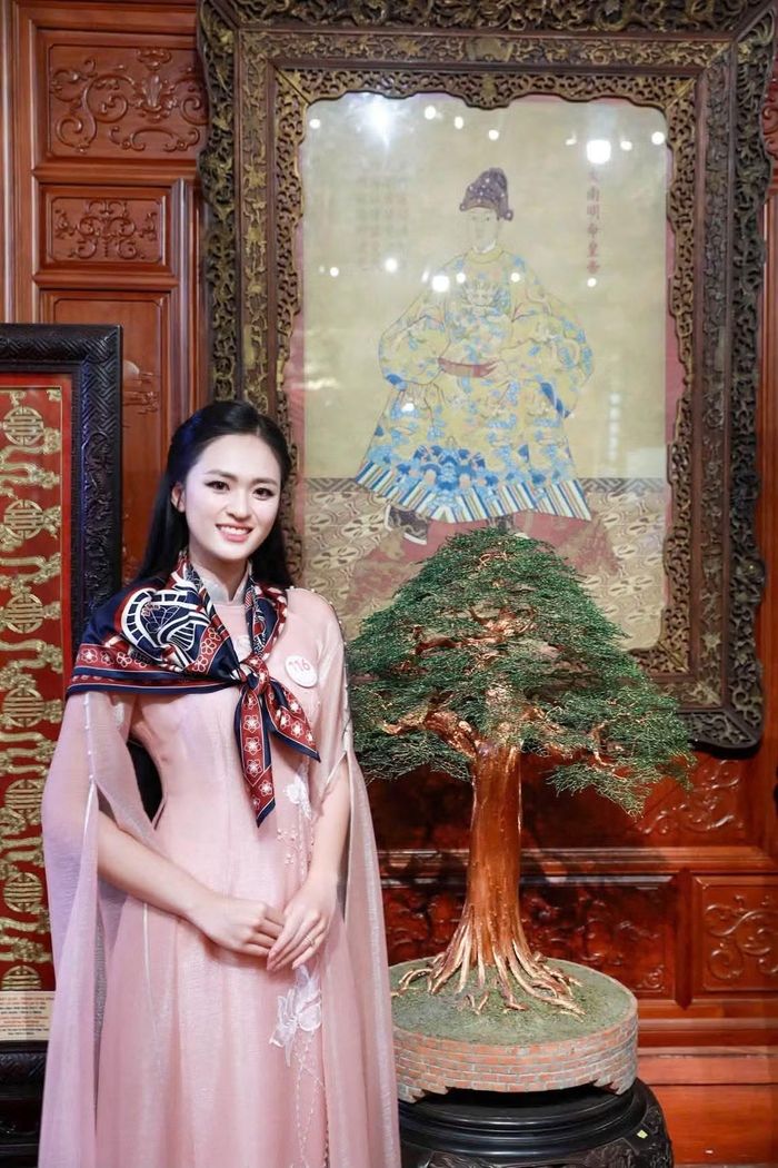 Với Gia Linh, hành trình này không chỉ là cơ hội để theo đuổi ước mơ chinh phục vương miện, mà còn là dịp để thử sức, trưởng thành và tiến gần hơn đến những trải nghiệm trong lĩnh vực truyền thông. Hoa hậu Việt Nam 2026 cho cô cơ hội trải nghiệm văn hóa, lịch sử và nhiều hoạt động cộng đồng vô cùng ý nghĩa.