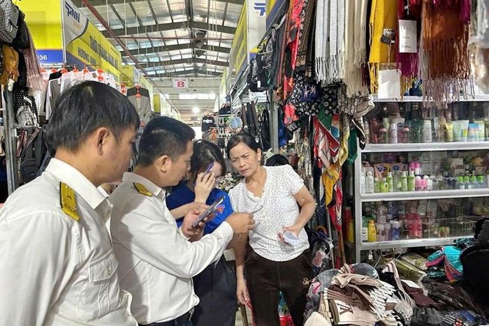  Theo Cục Thuế, việc xác thực danh tính NNT nhằm loại bỏ tình trạng trùng lặp trong cấp mã số thuế, hạn chế việc sử dụng thông tin của người khác. Ảnh minh họa: Cục Thuế