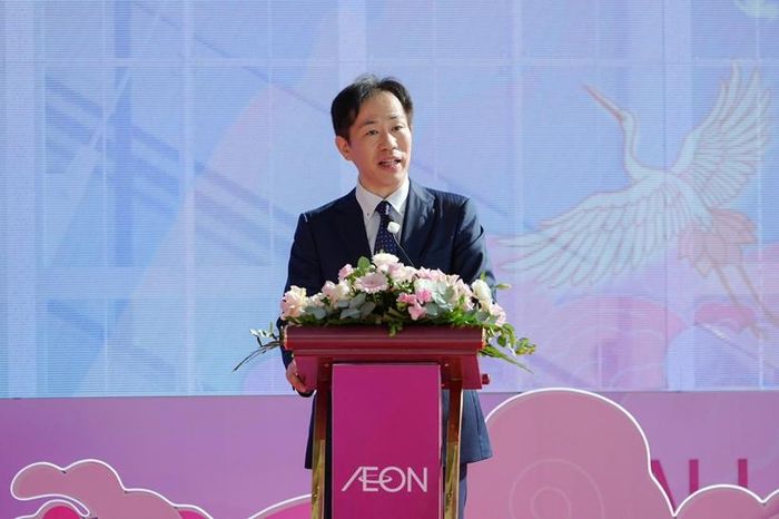 Ông Ohno Keiji, Giám đốc điều hành mảng Phát triển Trung tâm thương mại của Tập đoàn AEON, kiêm Chủ tịch và Giám đốc điều hành Công ty TNHH AEON MALL phát biểu tại lễ khai trương.
